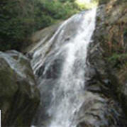 tour huai mae shai waterfall chiang rai