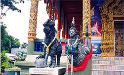 tour wat phra thosapol yan chiang rai