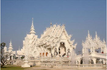 tour wat rong khun chiang rai