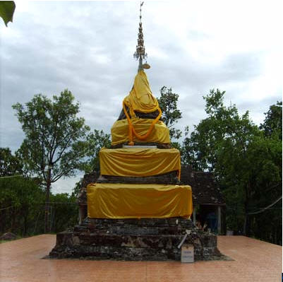 ทัวร์ วัดพระธาตุดอยเวียง จังหวัดลำพูน wad pra that doi wiang 2