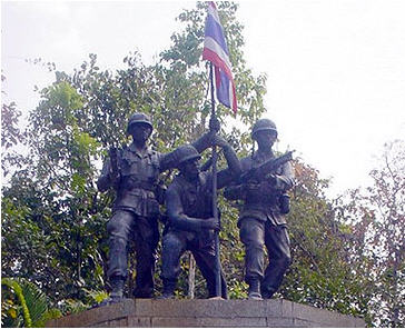 tour ban huay gon khao battle monument nan