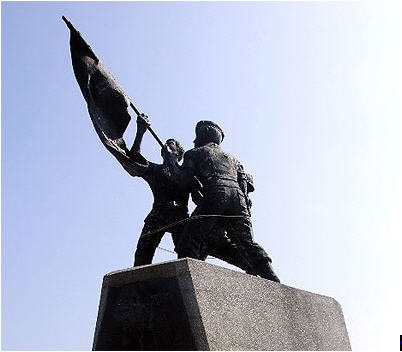 tour monument civilian police military heroism nan 2