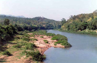 tour two views river nan