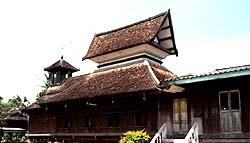 tour mosque 300 years narathiwat