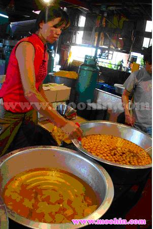 tour-baan-khun-aeo-thai-dessert-2-nonthaburi