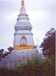 tour phra that hong hin phayao