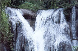 tour tan sawan waterfall phayao