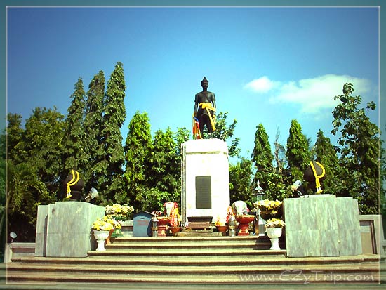 ทัวร์ อนุสาวรีย์พ่อขุนงำเมือง จังหวัดพะเยา tour-pho-khun-ngam-muang-monument-phayao