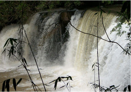 tour si dit waterfall phetchabun 3