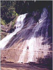 tour tat mok waterfall phetchabun