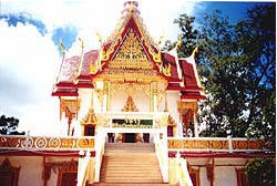 tour wat hiranyaram phichit 2