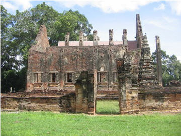 tour wat pho pra thap chang phichit 3