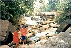 ทัวร์ น้ำตกแม่เด๊ะ พิษณุโลก tour mae dea waterfall phitsanulok