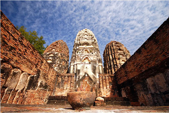 wad sri sa wai sukhothai