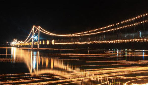 ทัวร์ ประติมากรรมกระทงสาย ตาก tour-sculpture-kra-thong-sai-tak