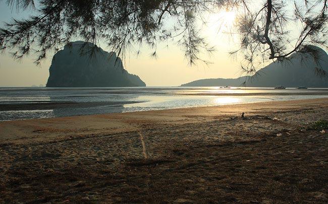 tour pak meng beach trang 7