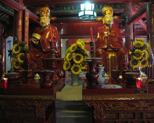 ทัวร์ วิหารวรรณกรรม เวียดนาม tour-amazon-hotel-vietnam