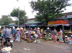 ทัวร์ ตลาดดองบา เวียดนาม tour-dong-ba-market-vietnam