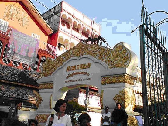 tour-tachilek-market-myanmar