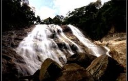 tour-pacho-waterfall-narathiwat