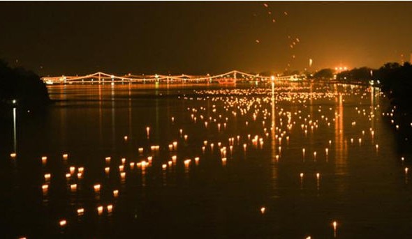 tour-rim-sai-tharn-kra-thong-sai-tak