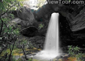 ทัวร์ น้ำตกแสงจันทร์ จังหวัดอุบลราชธานี tour-sangjan-waterfall-ubon-ratchathani